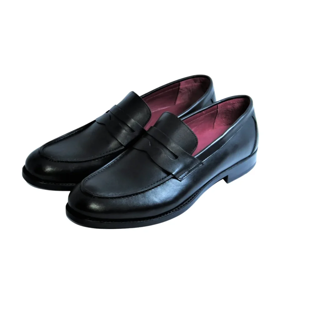 Chaussures en Cuir Noir/Collège (Réf RS033)